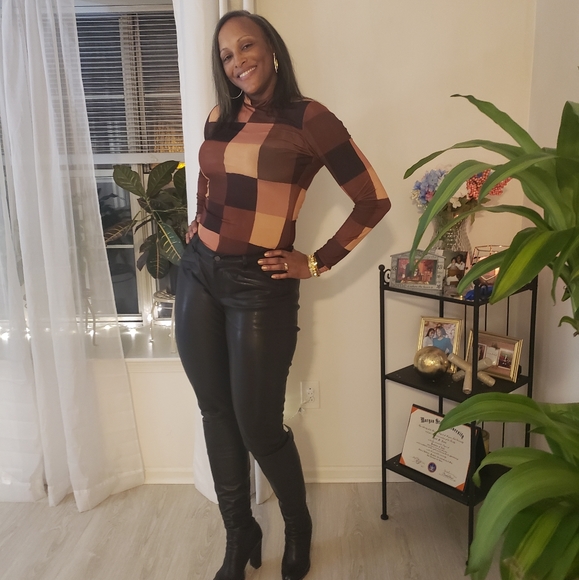 Meet your buyer/seller! - Picture 1 of 1